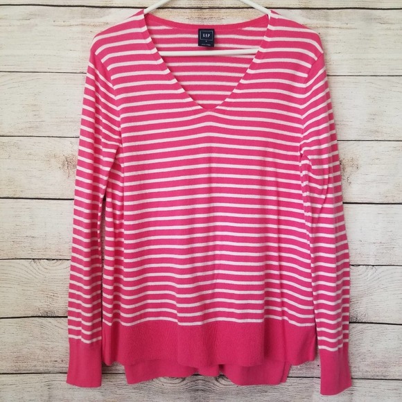 GAP Sweaters - Gap lightweight sweater - medium